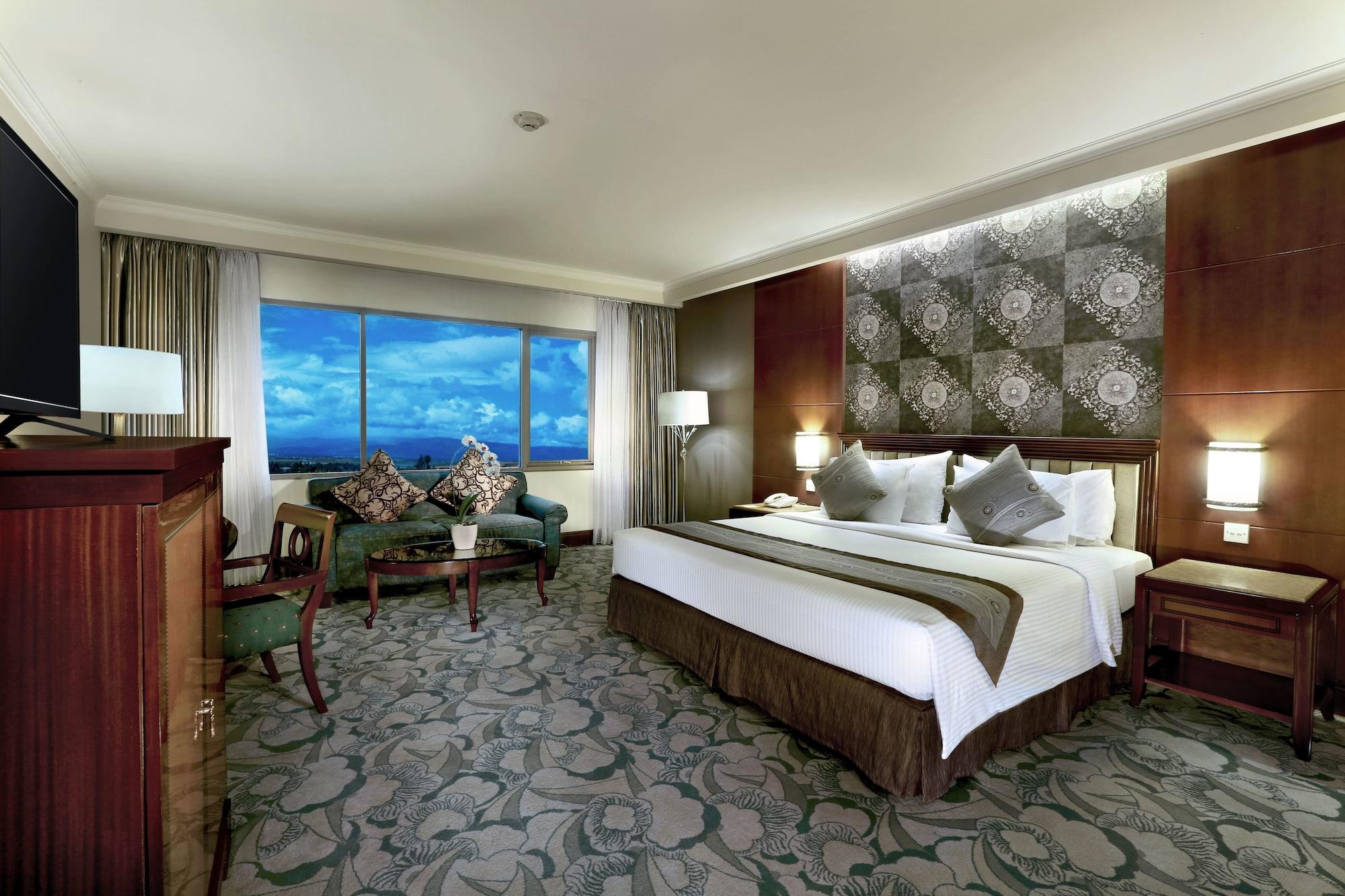 Aston Tropicana Hotel Bandung Kültér fotó