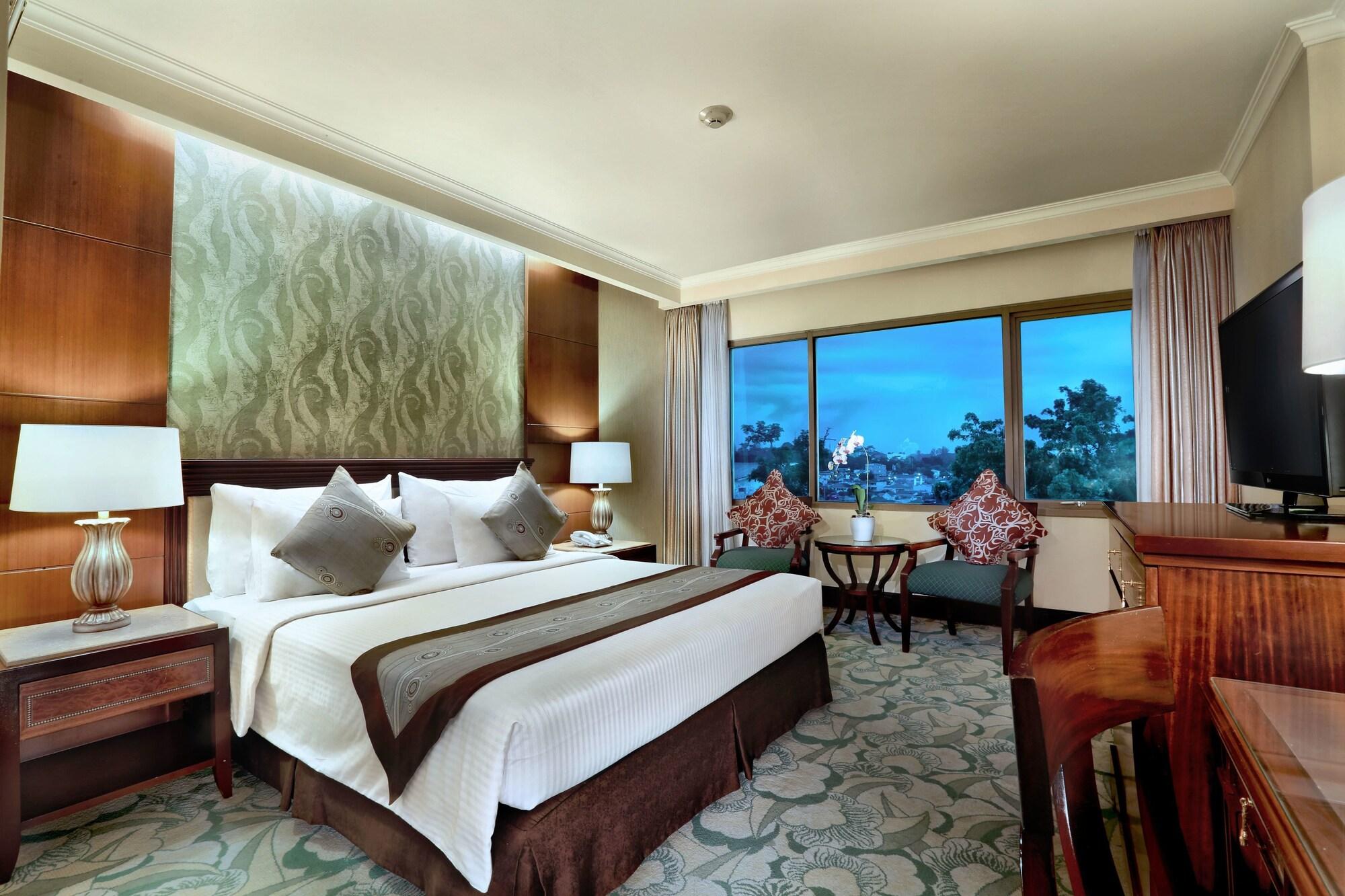 Aston Tropicana Hotel Bandung Kültér fotó