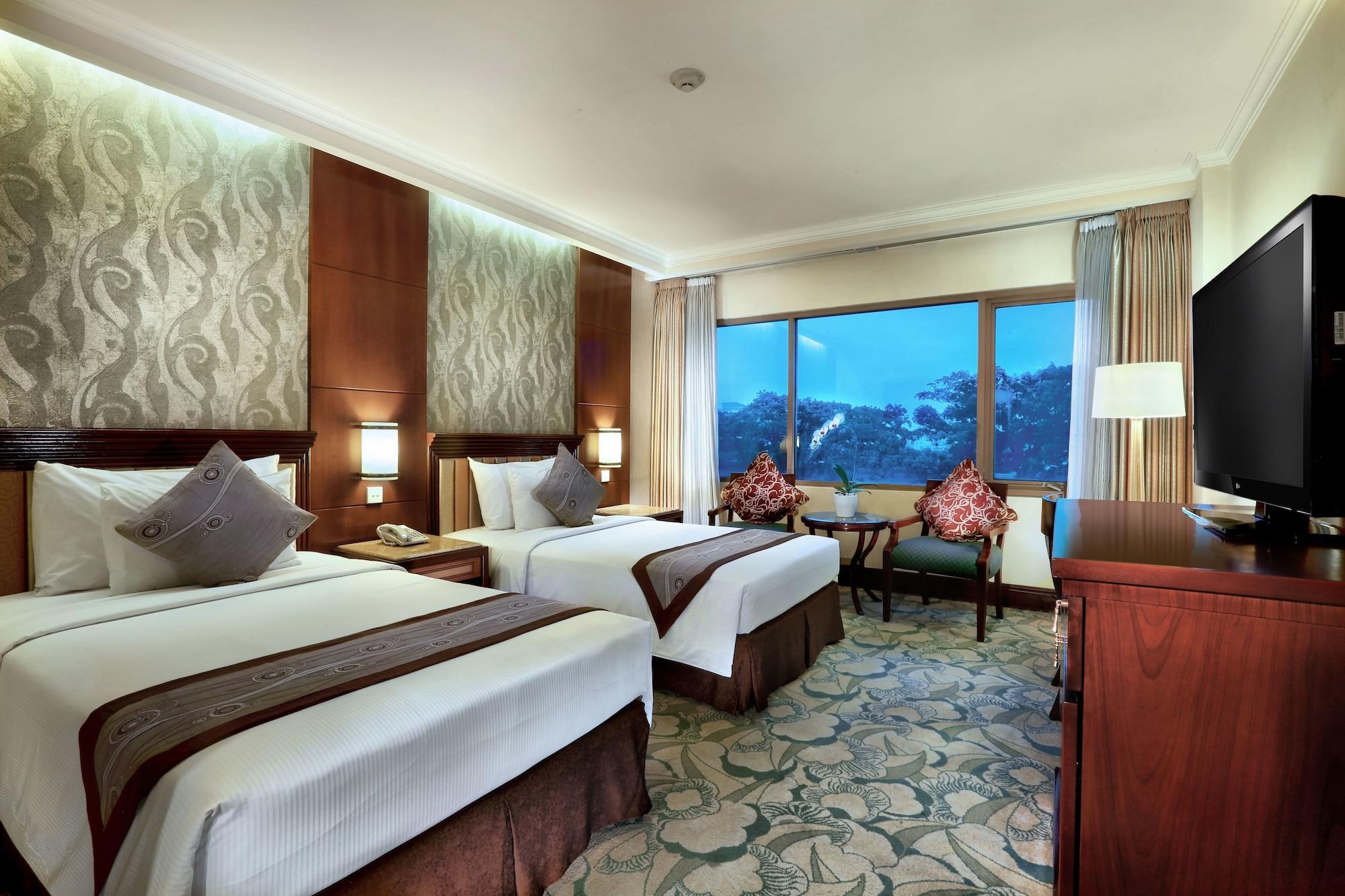 Aston Tropicana Hotel Bandung Kültér fotó