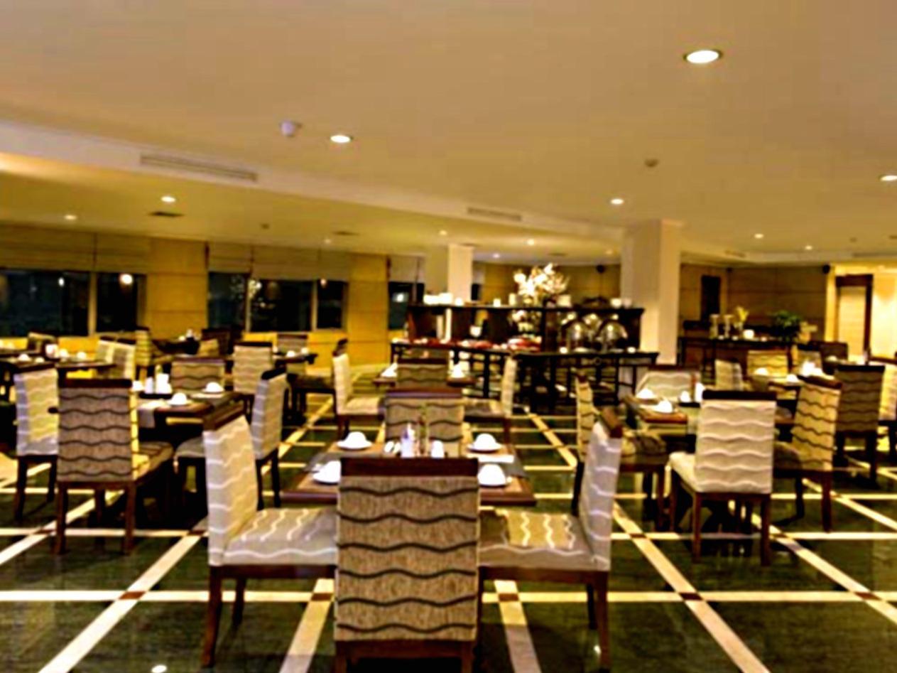 Aston Tropicana Hotel Bandung Kültér fotó