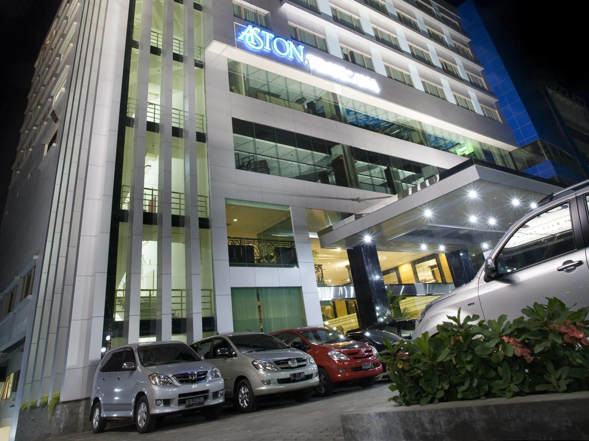 Aston Tropicana Hotel Bandung Kültér fotó
