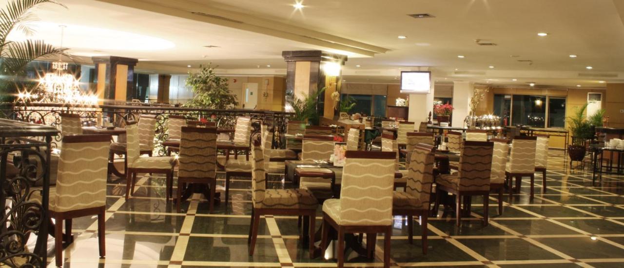 Aston Tropicana Hotel Bandung Kültér fotó